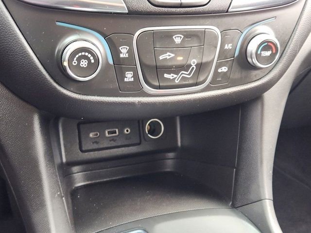 Used 2023 Chevrolet Equinox LT image 21