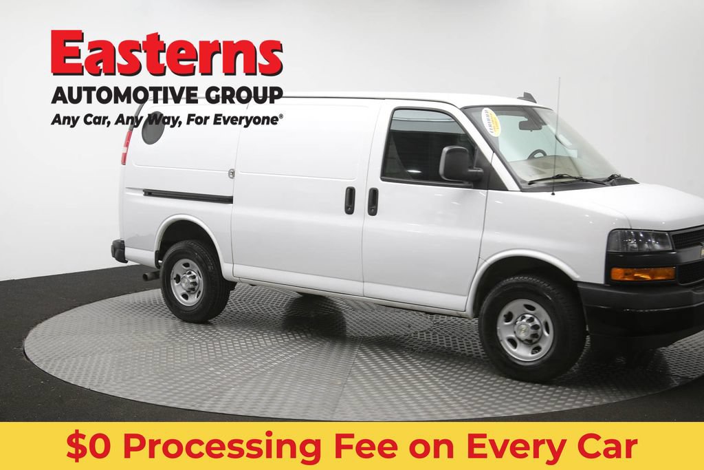 Used 2021 Chevrolet Express 3500 w/ Driver Convenience Package RWD image 44