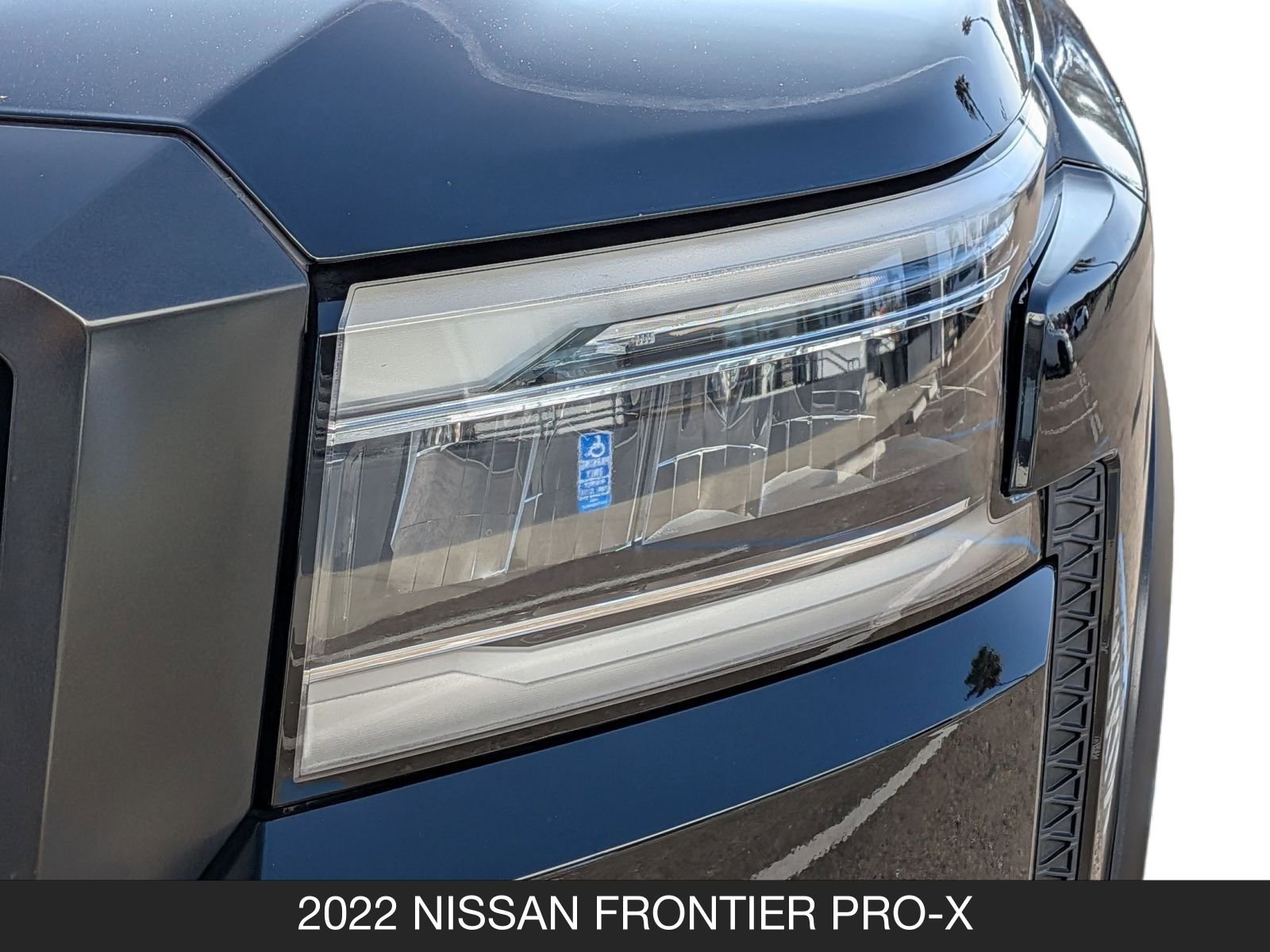 Used 2022 Nissan Frontier Pro-X w/ Pro-X Premium Package image 11