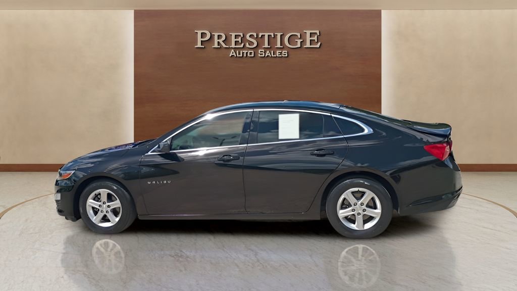 Used 2021 Chevrolet Malibu LS FWD image 18
