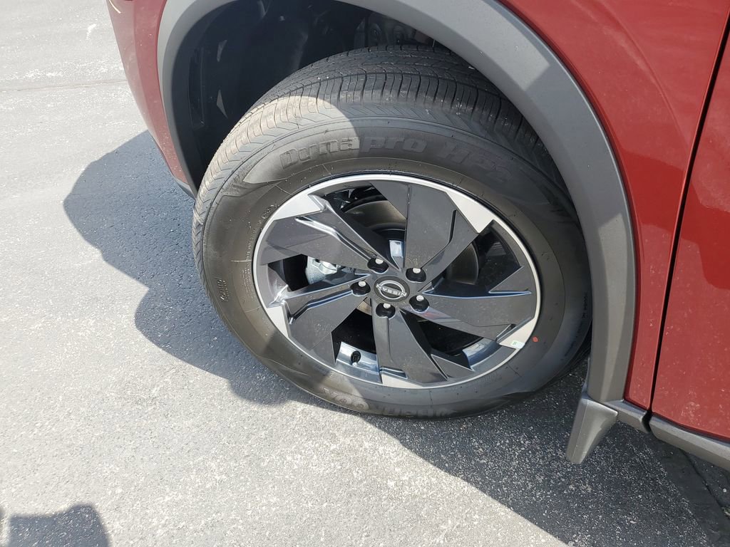 New 2026 Nissan Rogue SV image 33