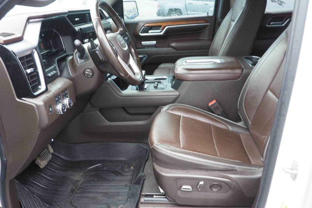 Used 2022 GMC Sierra 1500 Denali w/ Denali Reserve Package AWD/4WD image 13