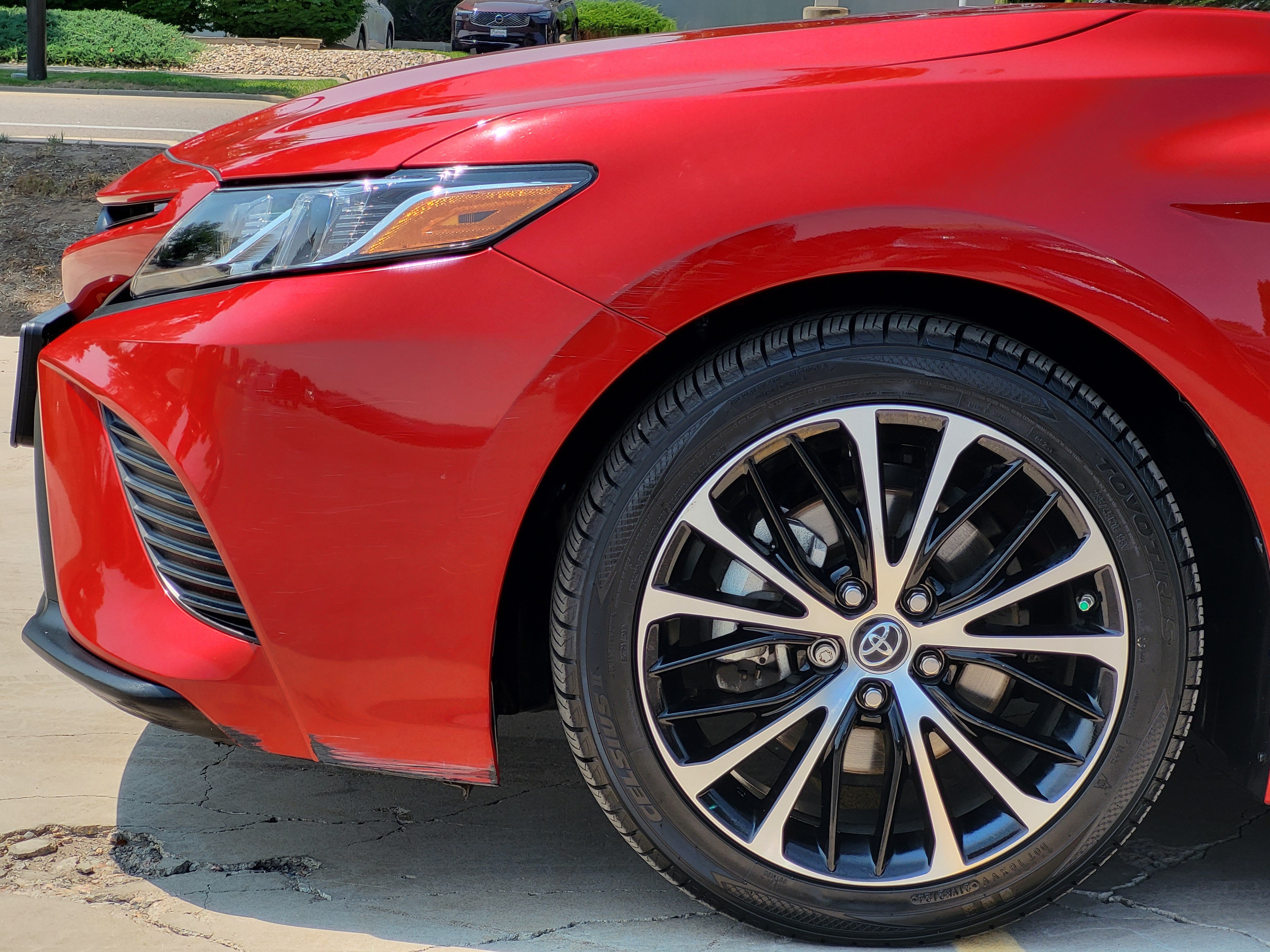 Certified 2019 Toyota Camry SE w/ Convenience Package FWD image 7