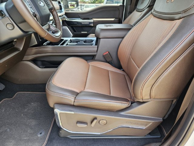 New 2026 Ford F350 King Ranch w/ FX4 Off-Road Package AWD/4WD image 9