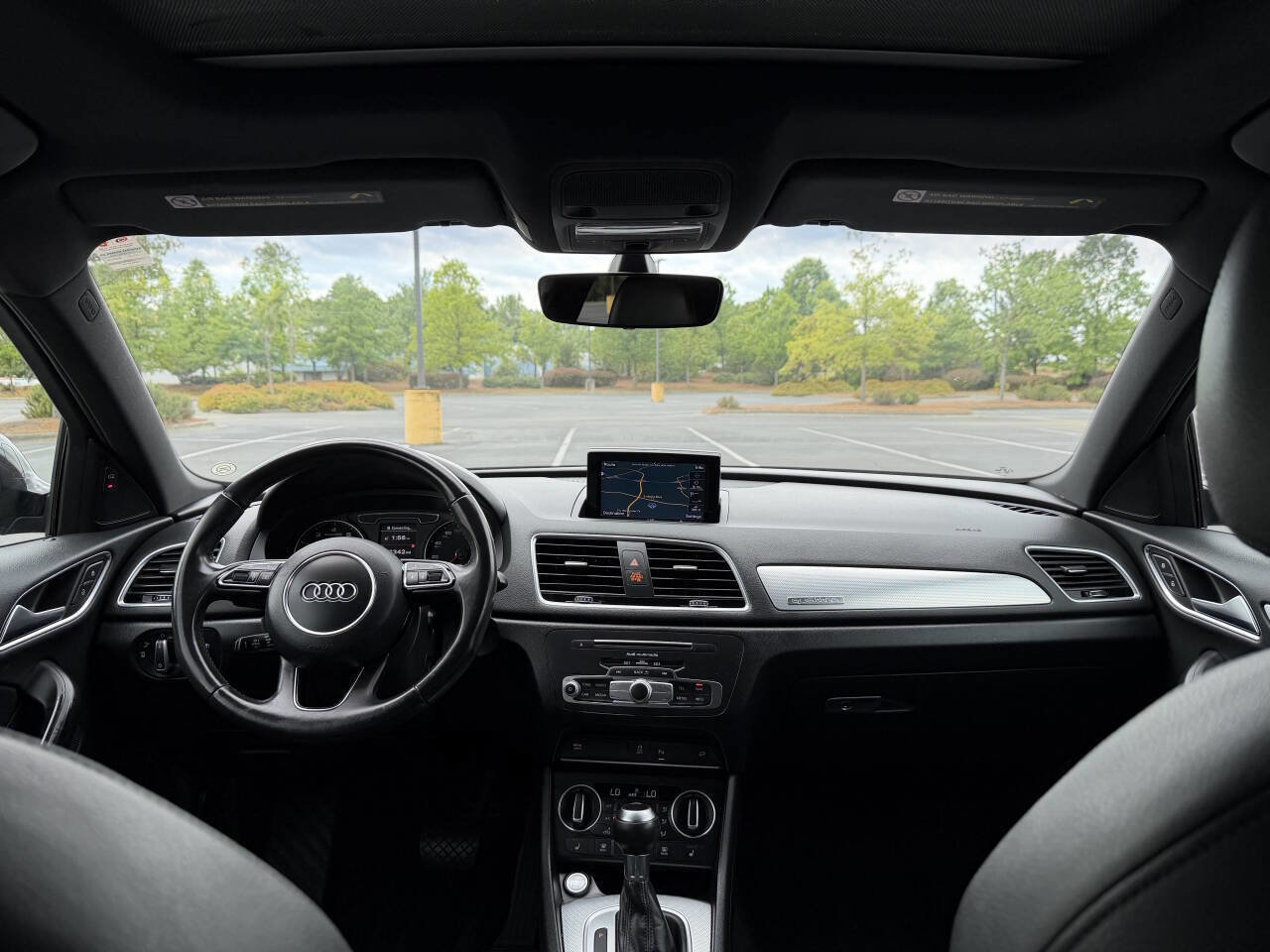 Used 2017 Audi Q3 2.0T Prestige w/ Prestige Package AWD/4WD image 19