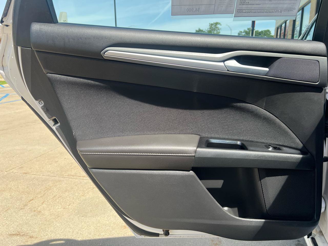 Used 2013 Ford Fusion SE FWD image 11
