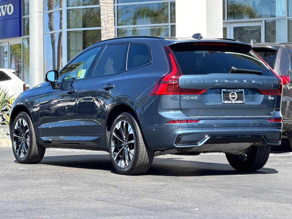 Certified 2026 Volvo XC60 B5 Plus AWD/4WD image 3