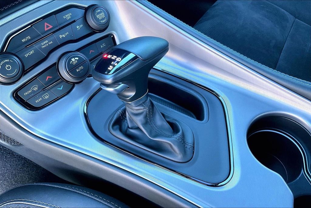 Used 2023 Dodge Challenger R/T w/ Plus Package image 15