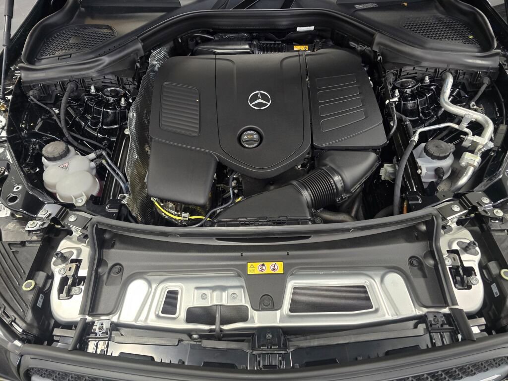 New 2026 Mercedes-Benz GLC 300 4MATIC image 10