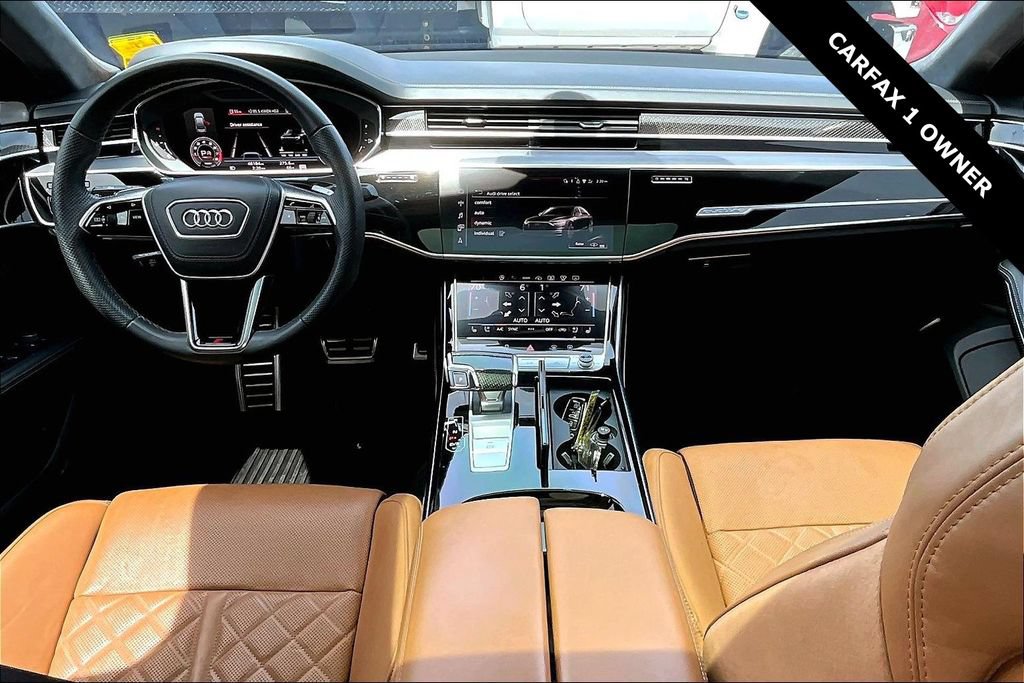 Used 2023 Audi S8 AWD/4WD image 5