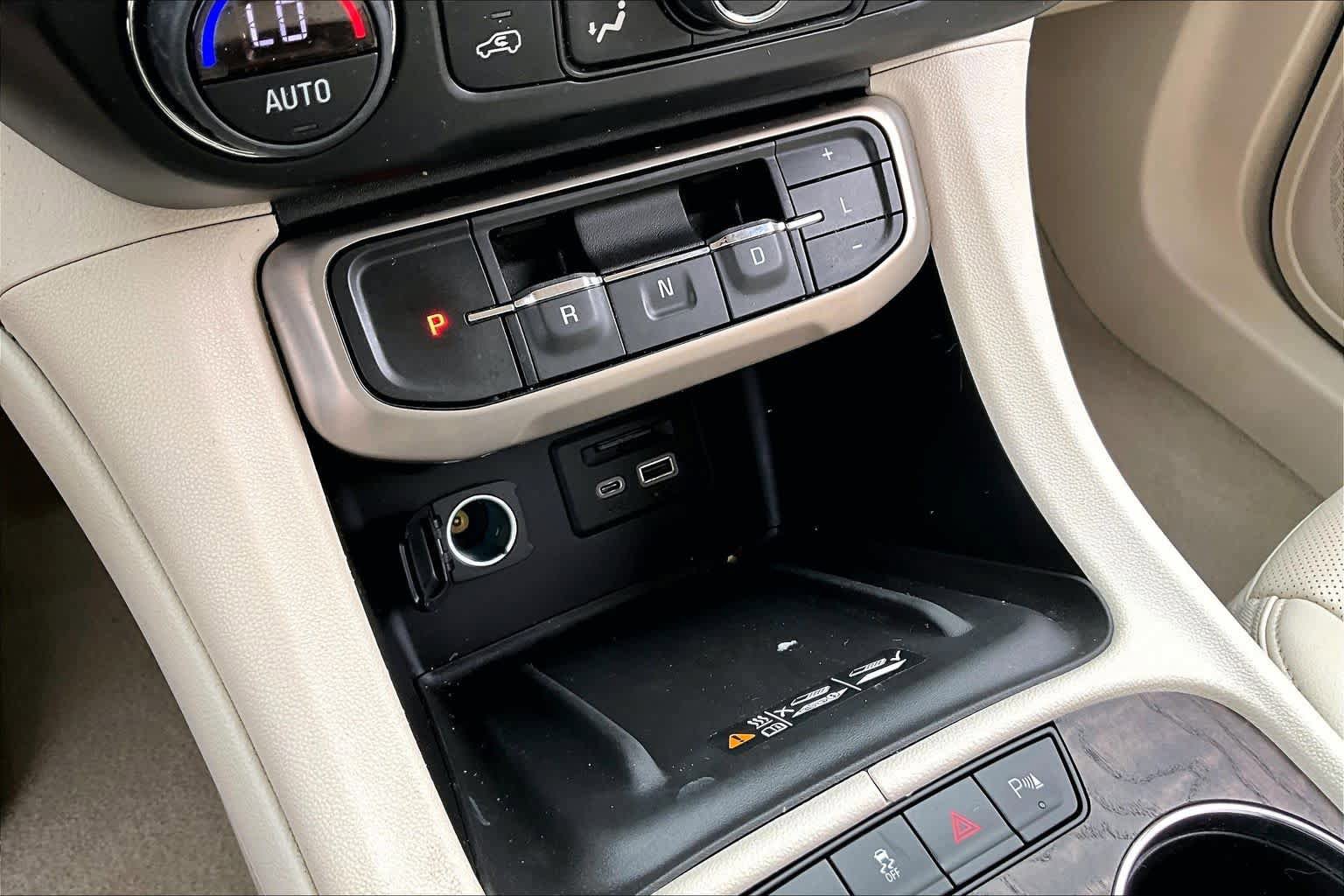 Used 2021 GMC Acadia Denali AWD/4WD image 31