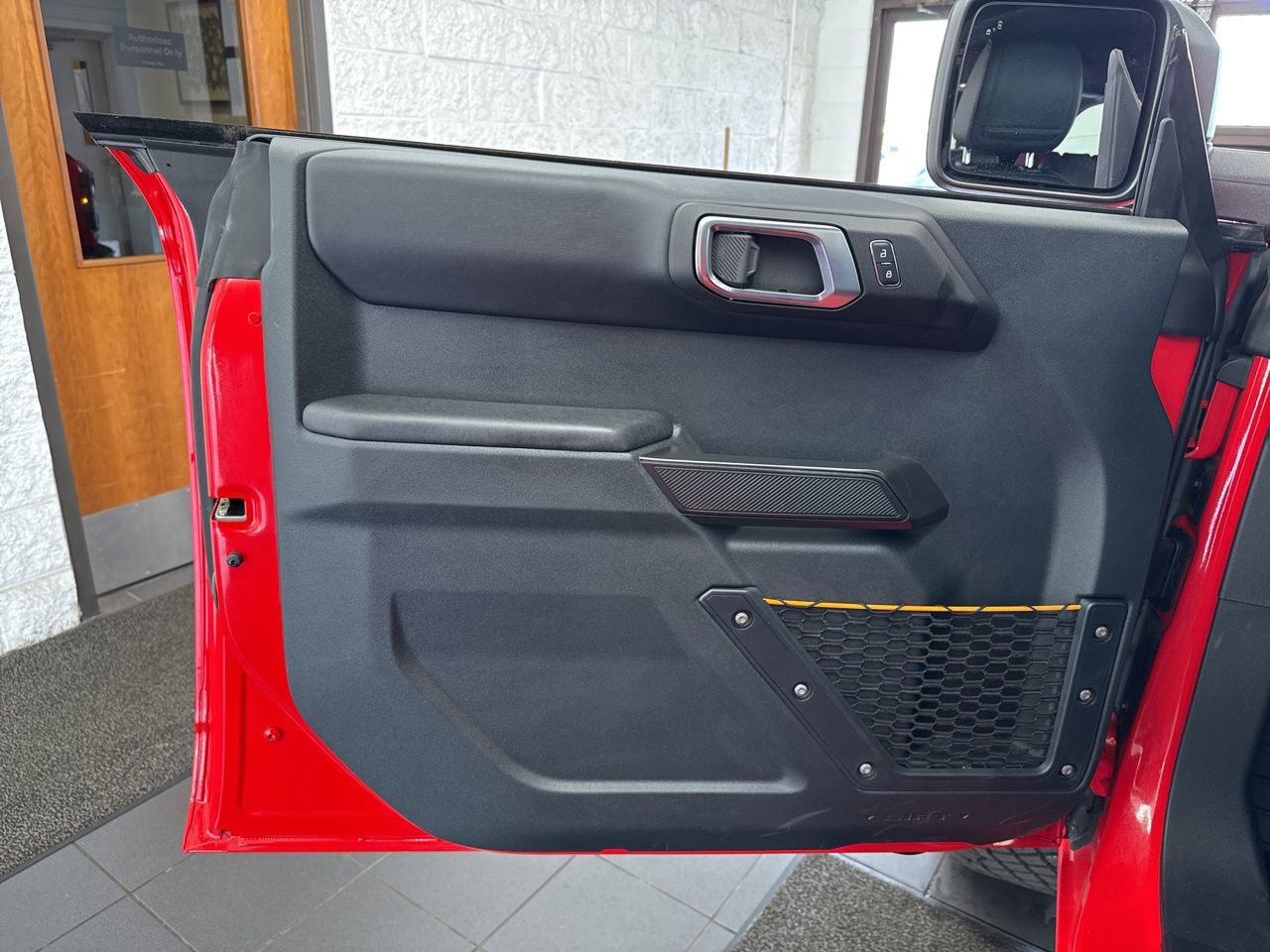 Used 2024 Ford Bronco Badlands w/ Sasquatch Package image 35