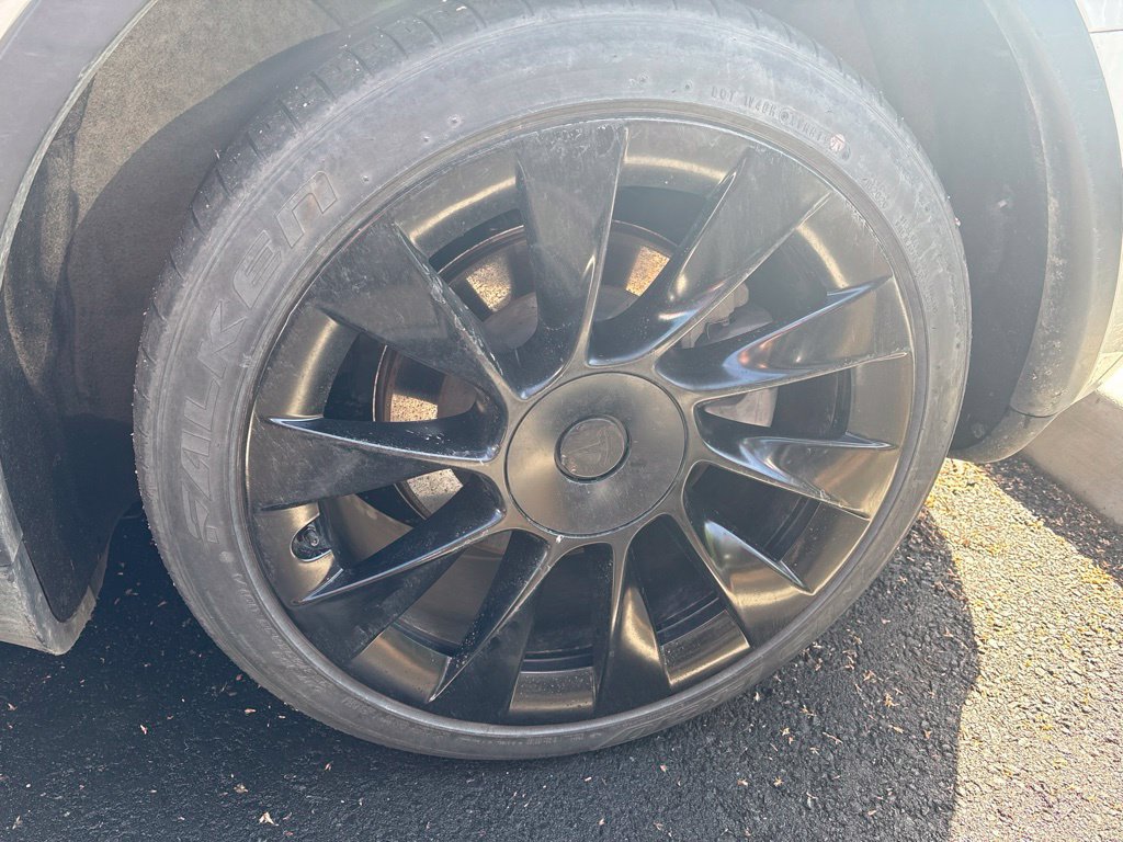 Used 2020 Tesla Model Y Performance AWD/4WD image 8