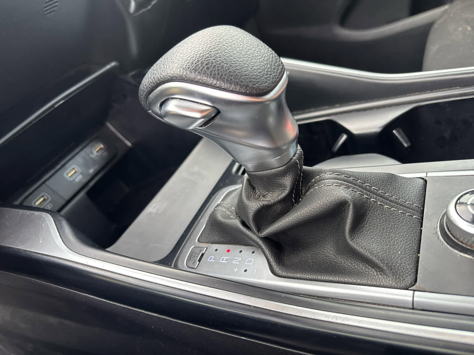 Used 2022 Kia Sorento LX image 14