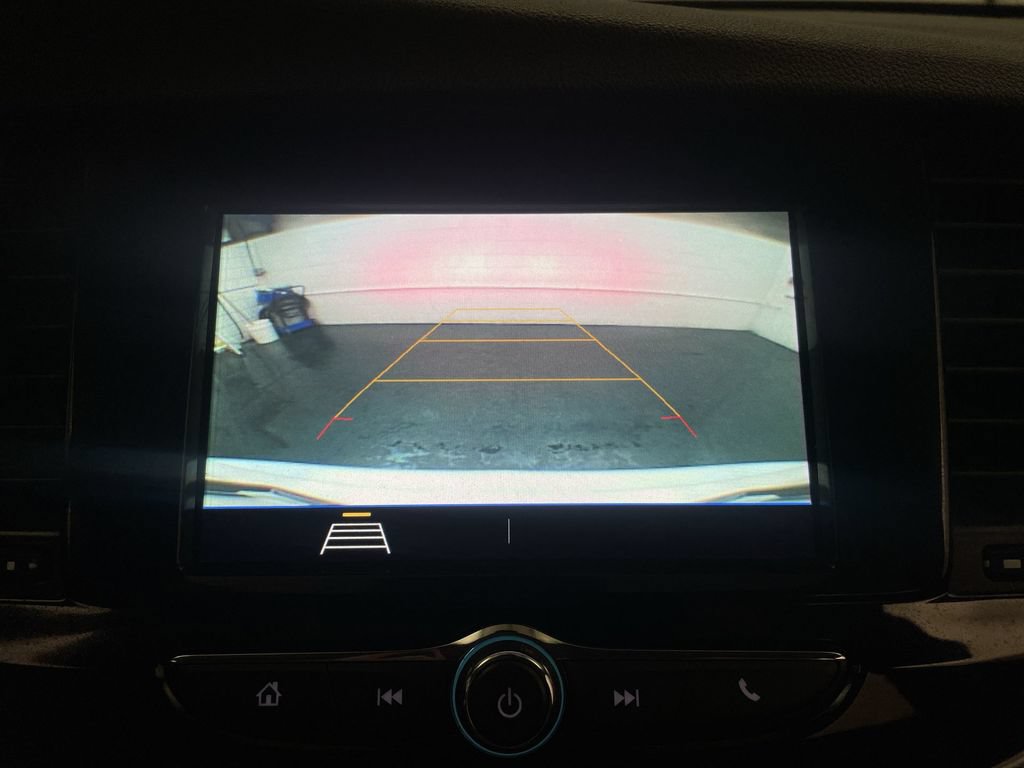Used 2022 Buick Encore Preferred w/ Safety Package AWD/4WD image 8