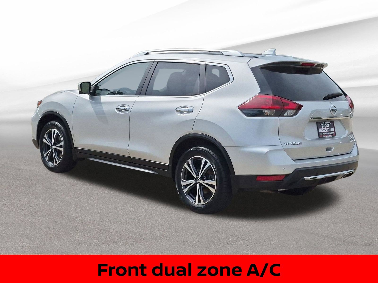 Certified 2020 Nissan Rogue SV w/ Sun & Sound Touring Package AWD/4WD image 14