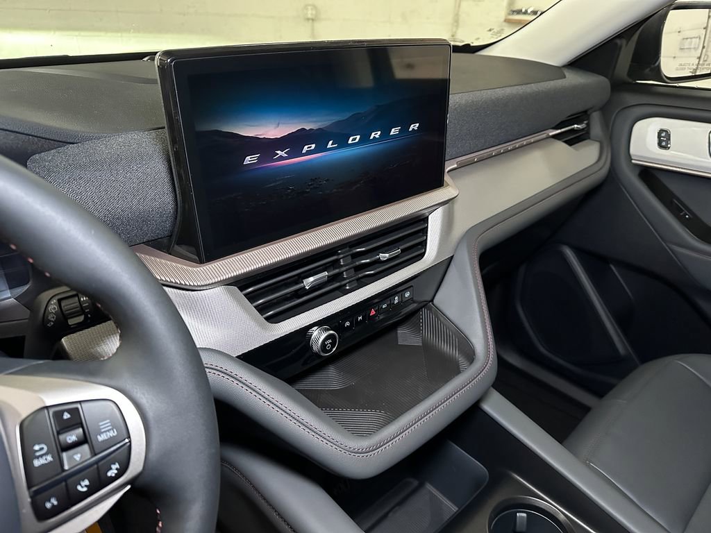 New 2026 Ford Explorer Active image 33
