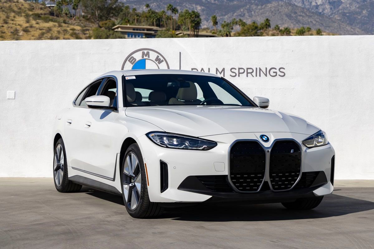 Certified 2023 BMW i4 eDrive35 w/ Premium Package image 8