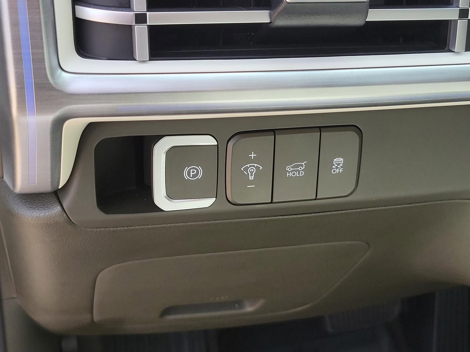 Used 2025 Hyundai Santa Fe Calligraphy FWD image 23