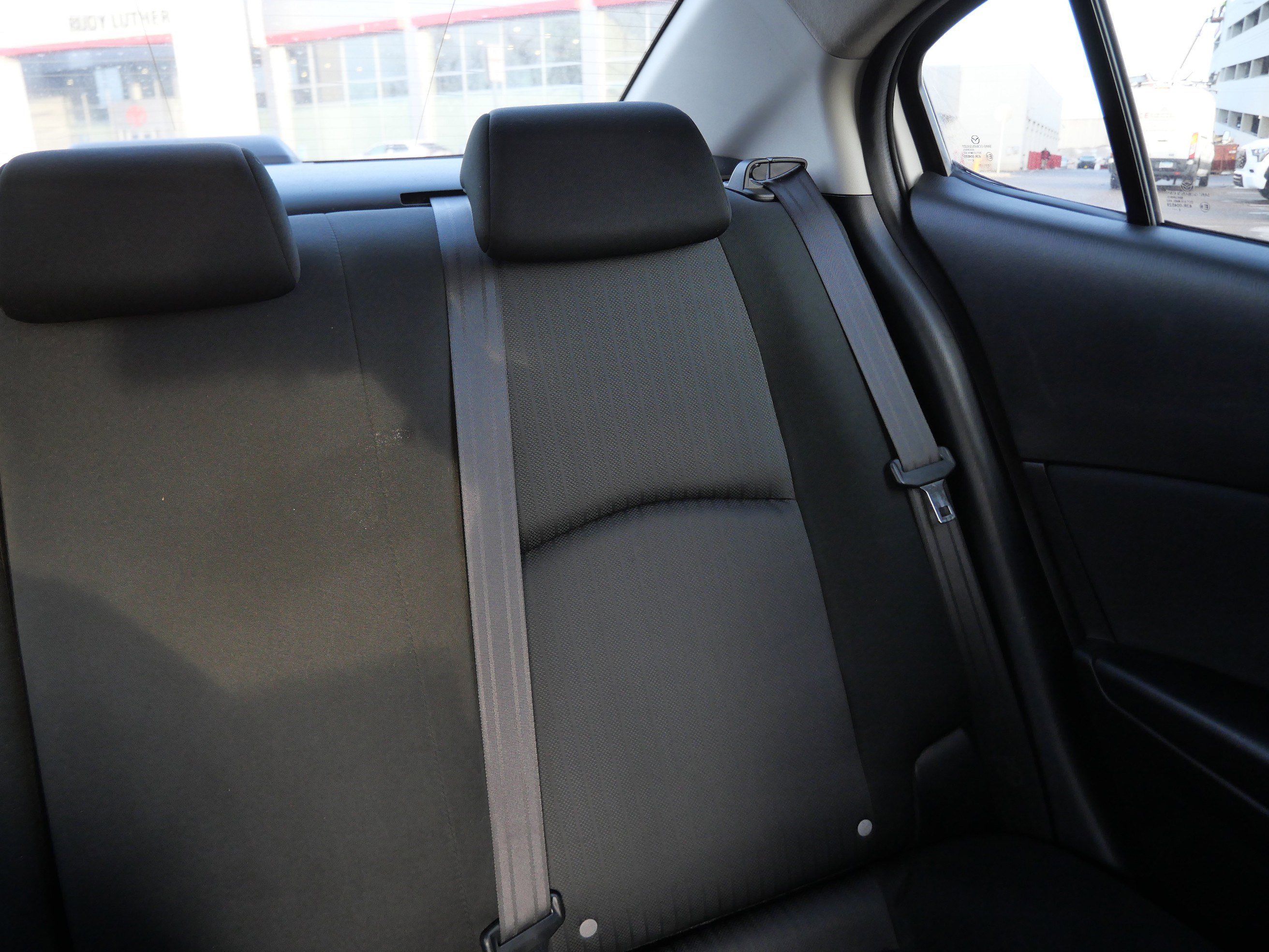 Used 2015 MAZDA MAZDA3 i Sport image 14