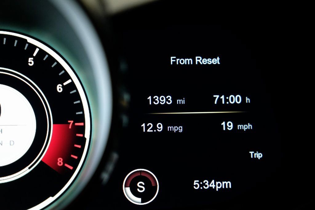 Used 2023 Aston Martin V12 Vantage image 14