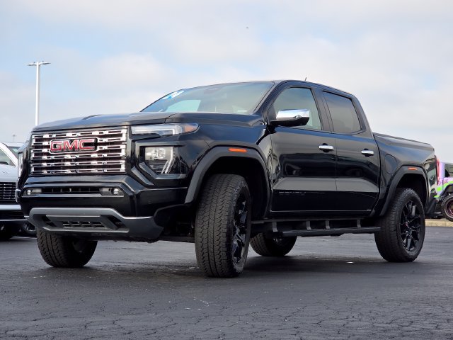 Used 2024 GMC Canyon Denali w/ LPO, Denali Black Edition AWD/4WD image 15