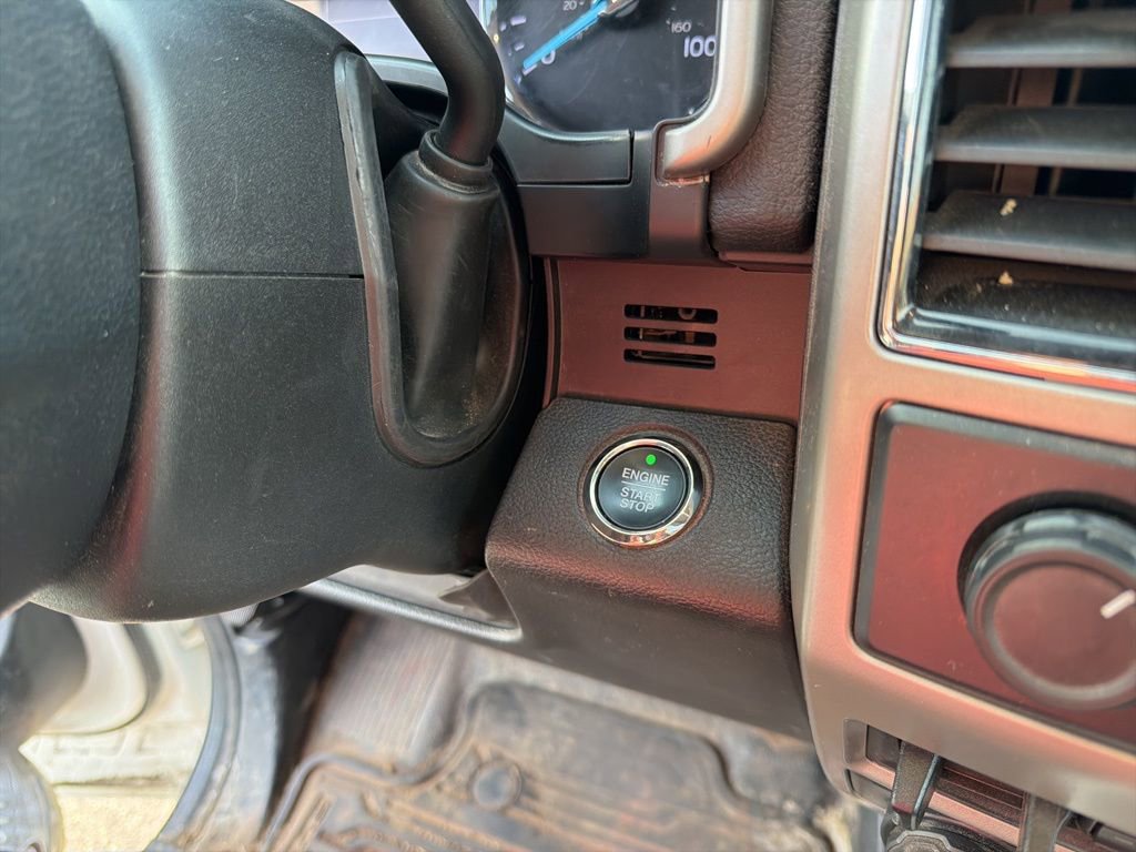 Used 2021 Ford F350 Lariat w/ Lariat Ultimate Package image 34