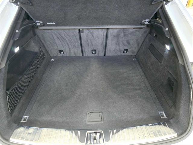 Used 2024 Porsche Cayenne Coupe image 14