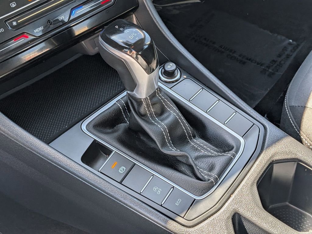 Used 2025 Volkswagen Jetta S image 19