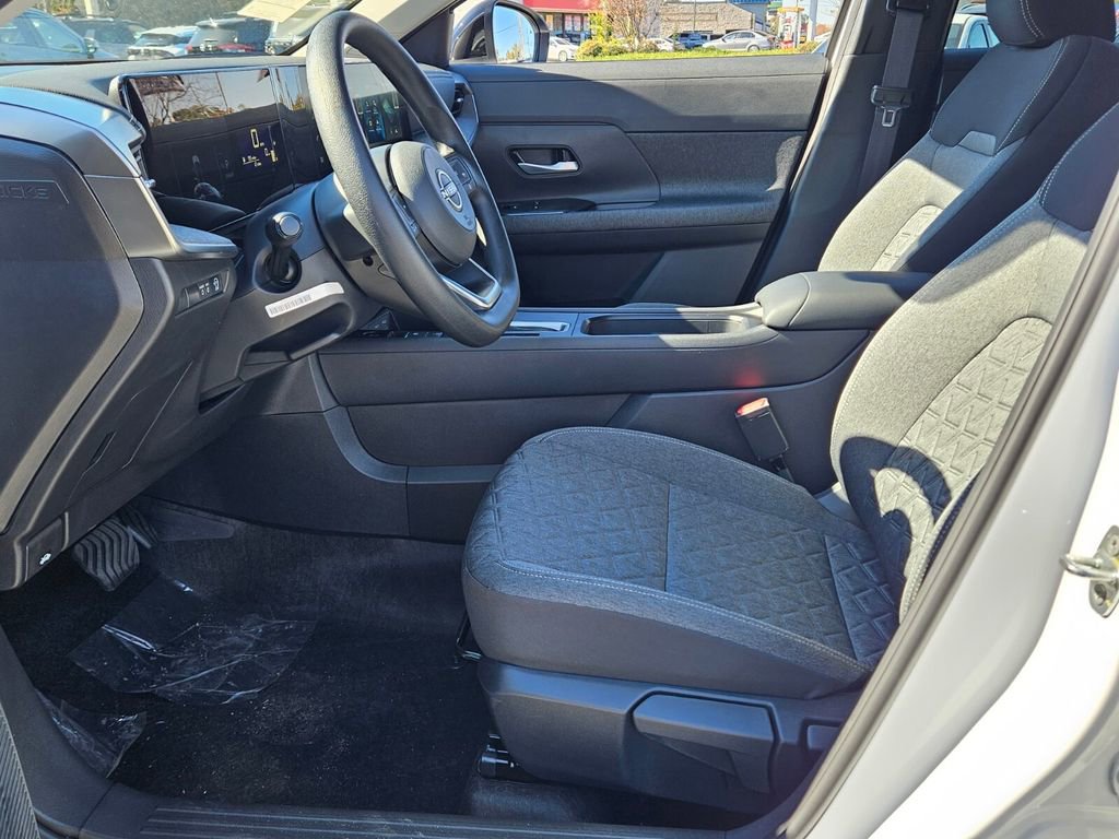 New 2026 Nissan Kicks SV w/ SV Premium Package image 3