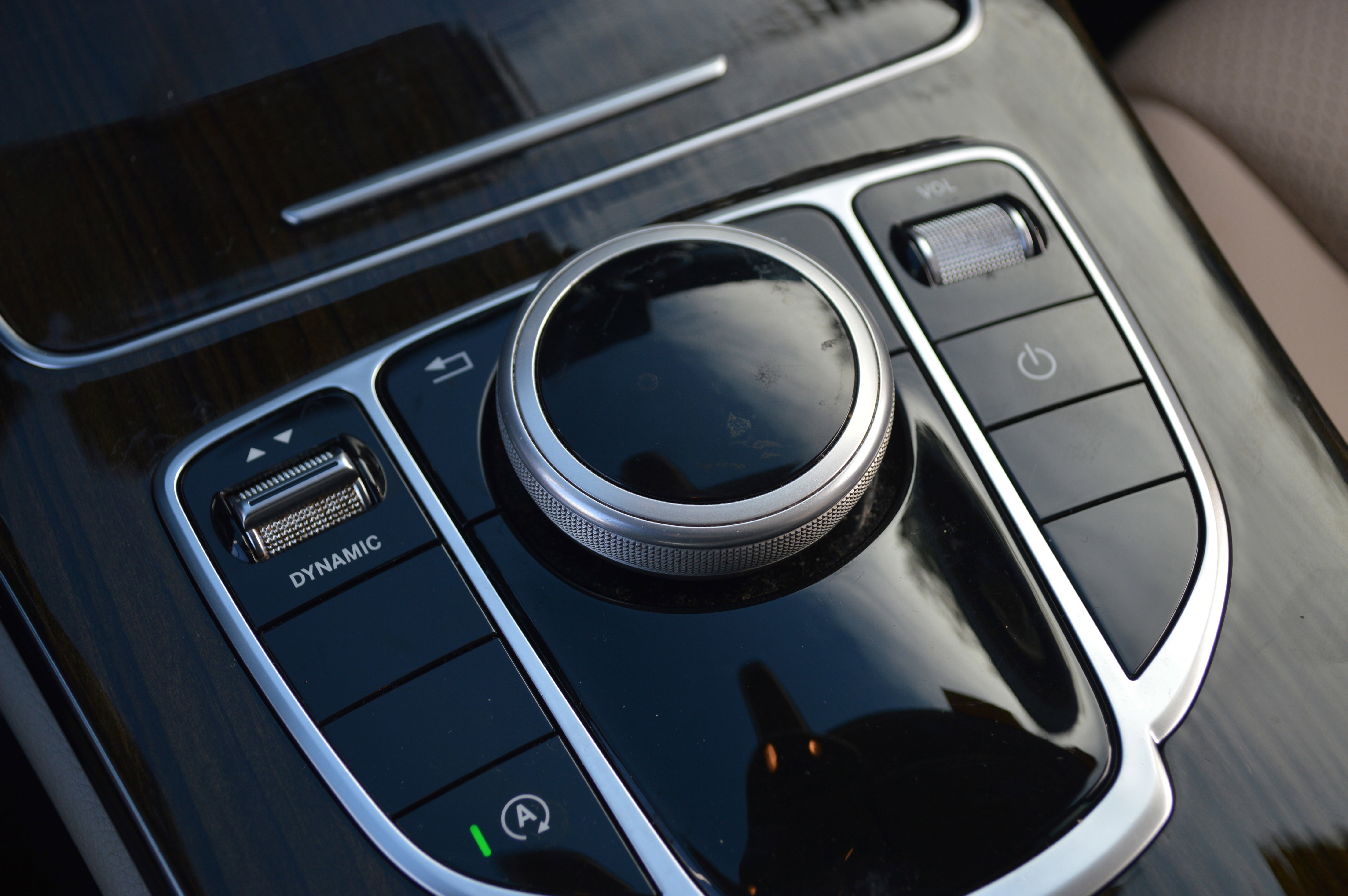 Used 2018 Mercedes-Benz C 300 Sedan image 25