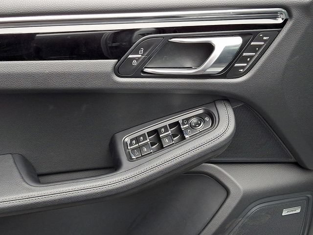Certified 2026 Porsche Macan S AWD/4WD image 16