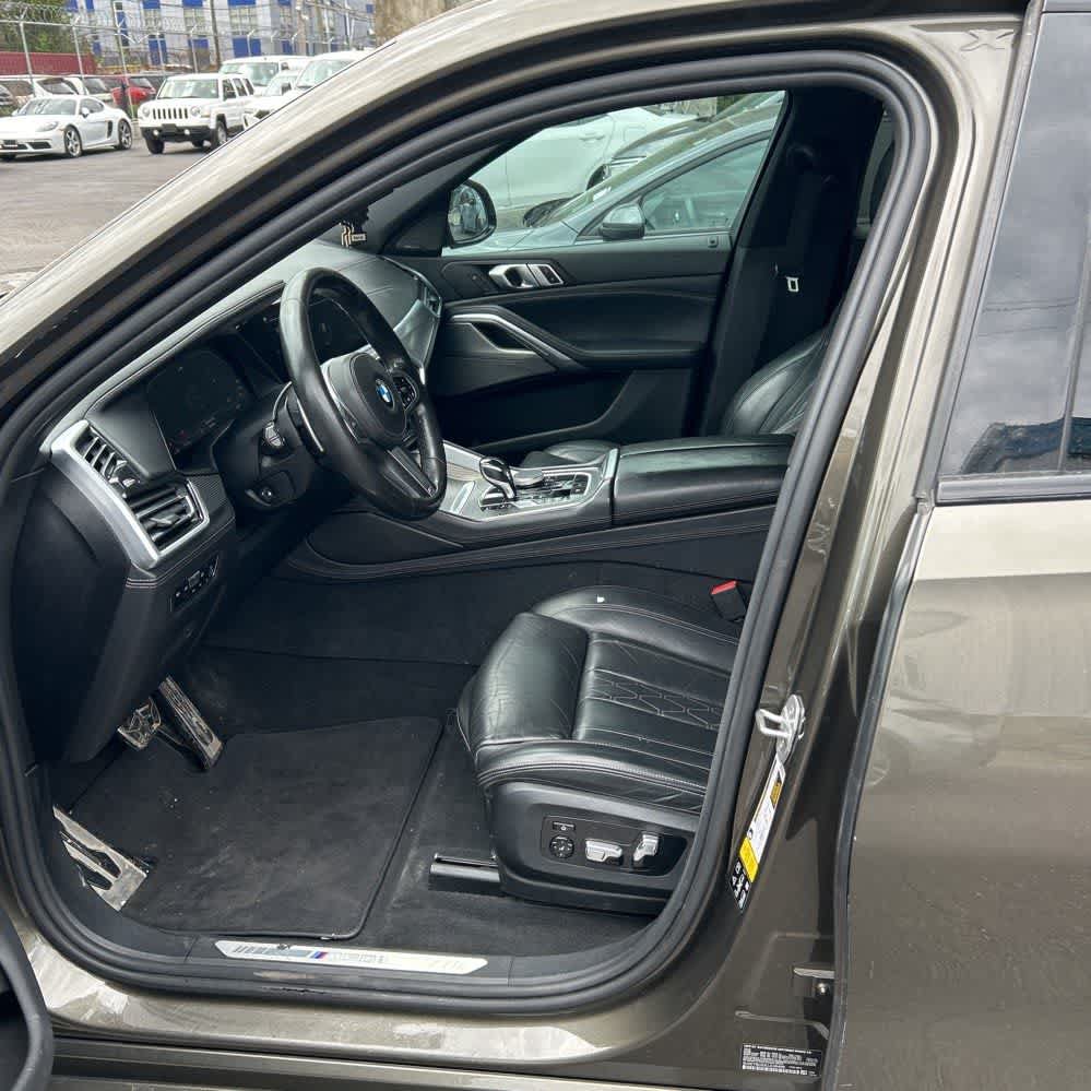 Used 2020 BMW X6 M50i AWD/4WD image 11