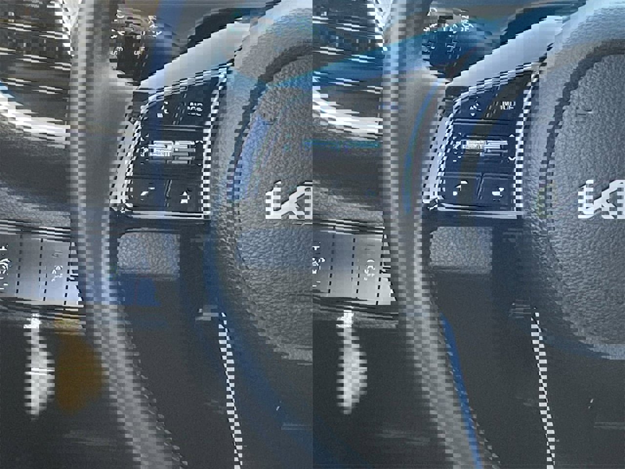 Certified 2024 Kia Seltos S image 22