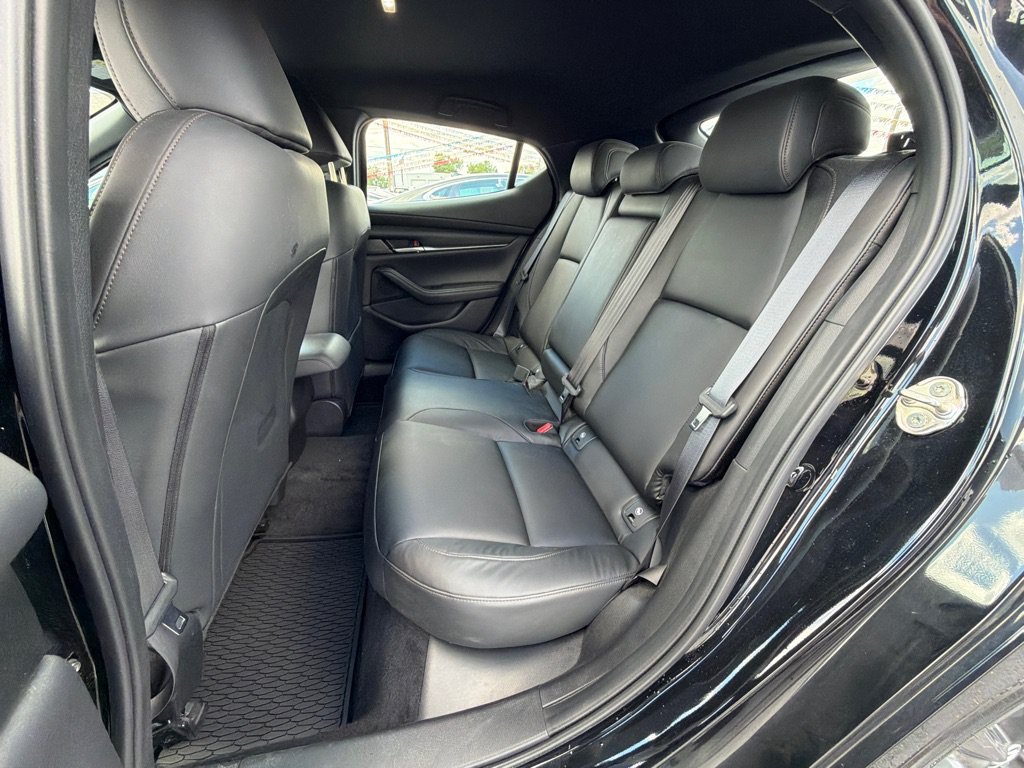 Used 2023 MAZDA MAZDA3 s FWD image 28