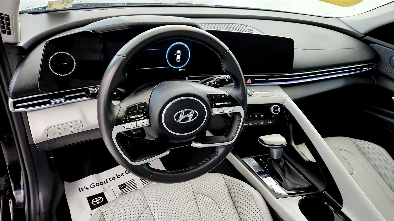 Used 2023 Hyundai Elantra Limited image 36