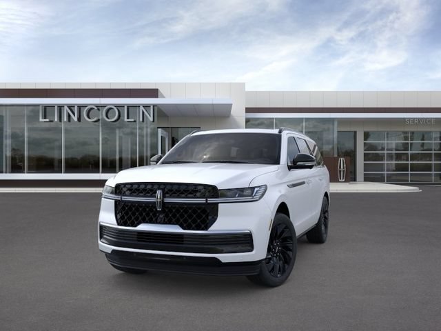 New 2026 Lincoln Navigator Reserve w/ Jet Appearance Package AWD/4WD image 2