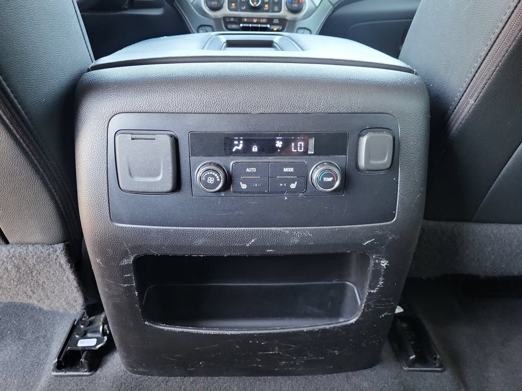 Used 2020 GMC Yukon SLT AWD/4WD image 16