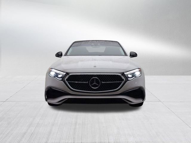 Used 2024 Mercedes-Benz E 350 4MATIC Sedan image 2