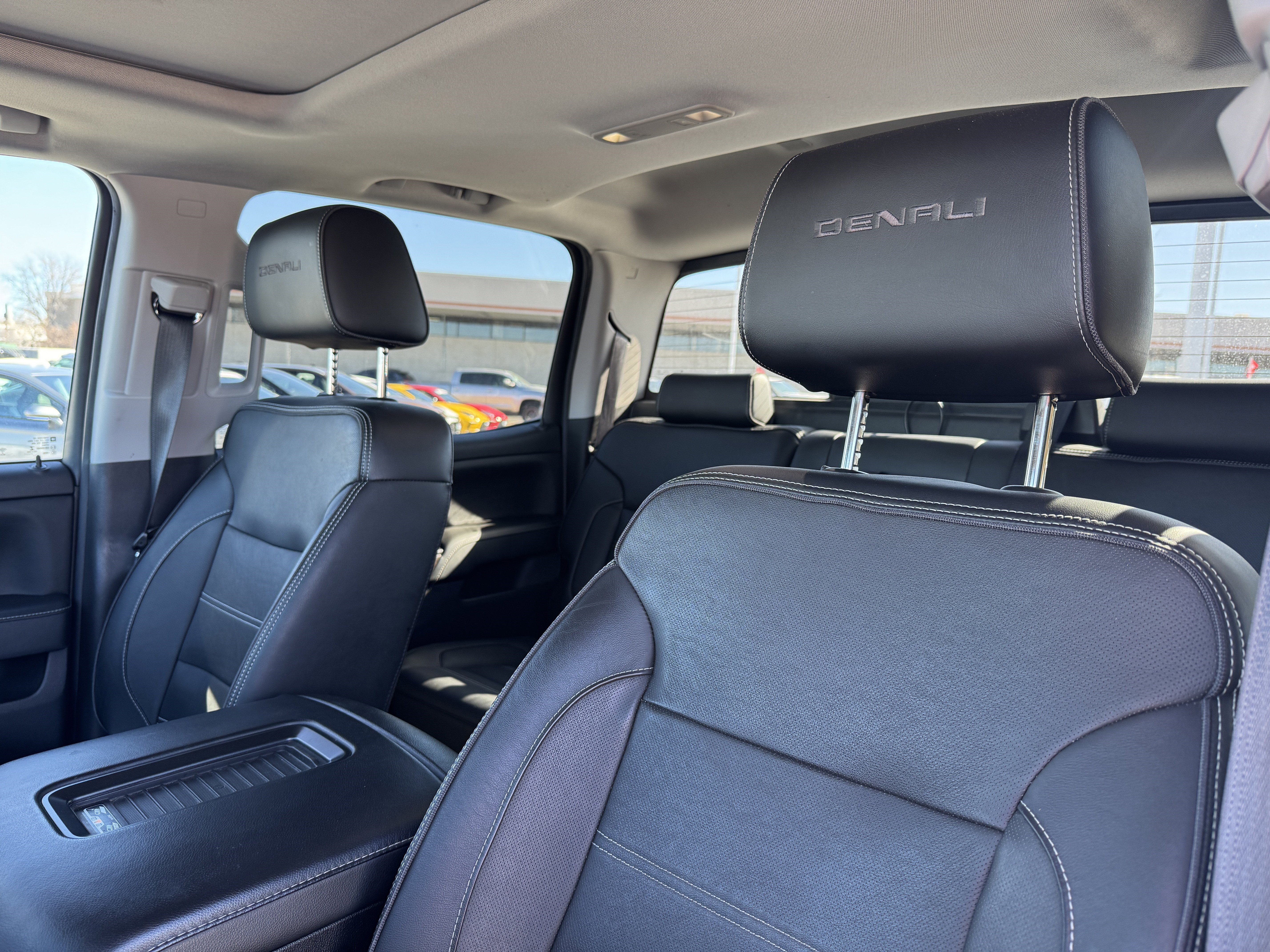 Used 2018 GMC Sierra 1500 Denali w/ Denali Ultimate Package image 15