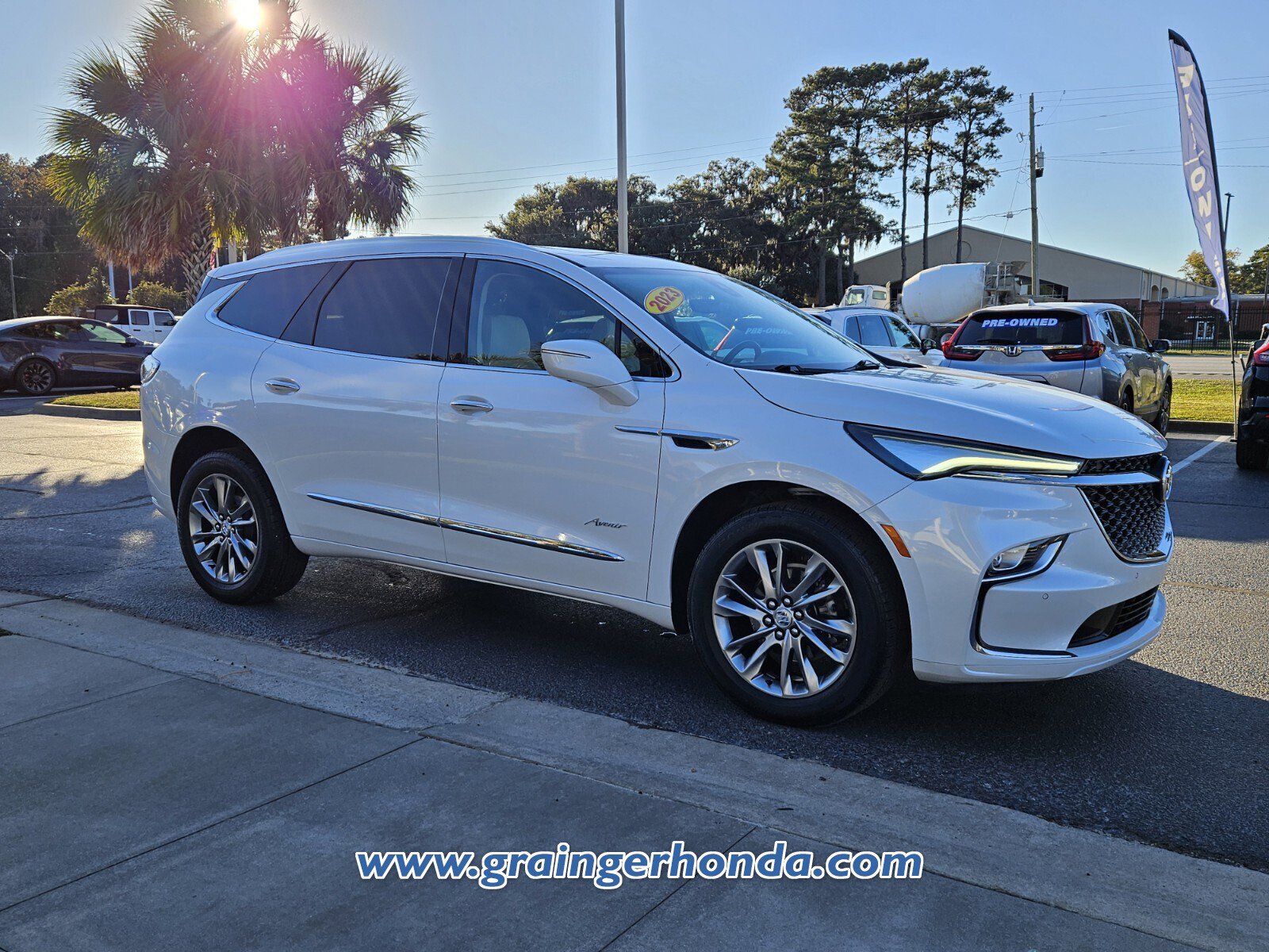 Used 2023 Buick Enclave Avenir w/ Trailering Package, 5000 lbs. image 7