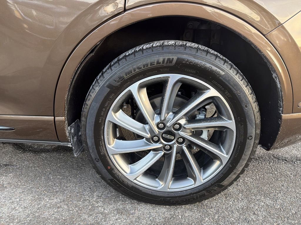 Certified 2022 Lincoln Corsair Grand Touring w/ Elements Technology Bundle image 32