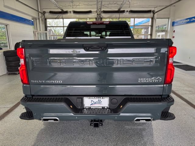 Used 2026 Chevrolet Silverado 1500 High Country AWD/4WD image 10