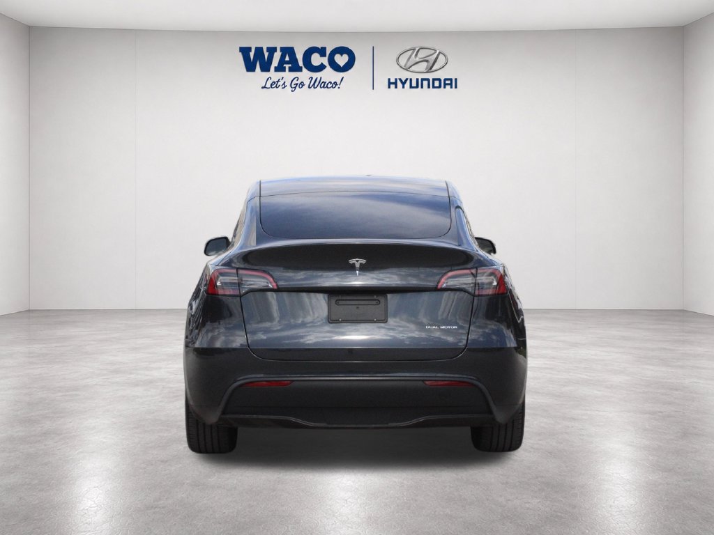 Used 2024 Tesla Model Y Long Range AWD/4WD image 11