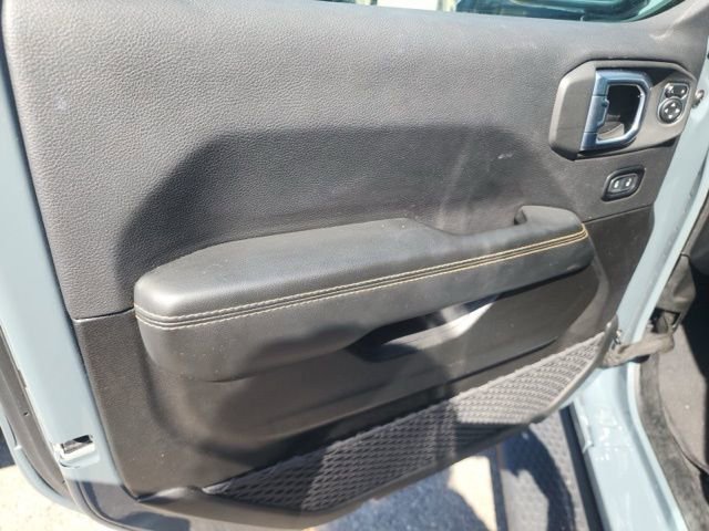 Used 2025 Jeep Wrangler Sahara 4xe image 16