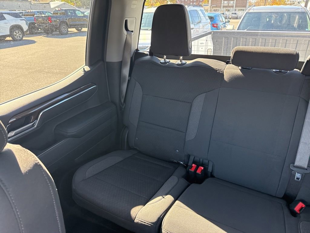 Used 2025 Chevrolet Silverado 1500 LT image 15