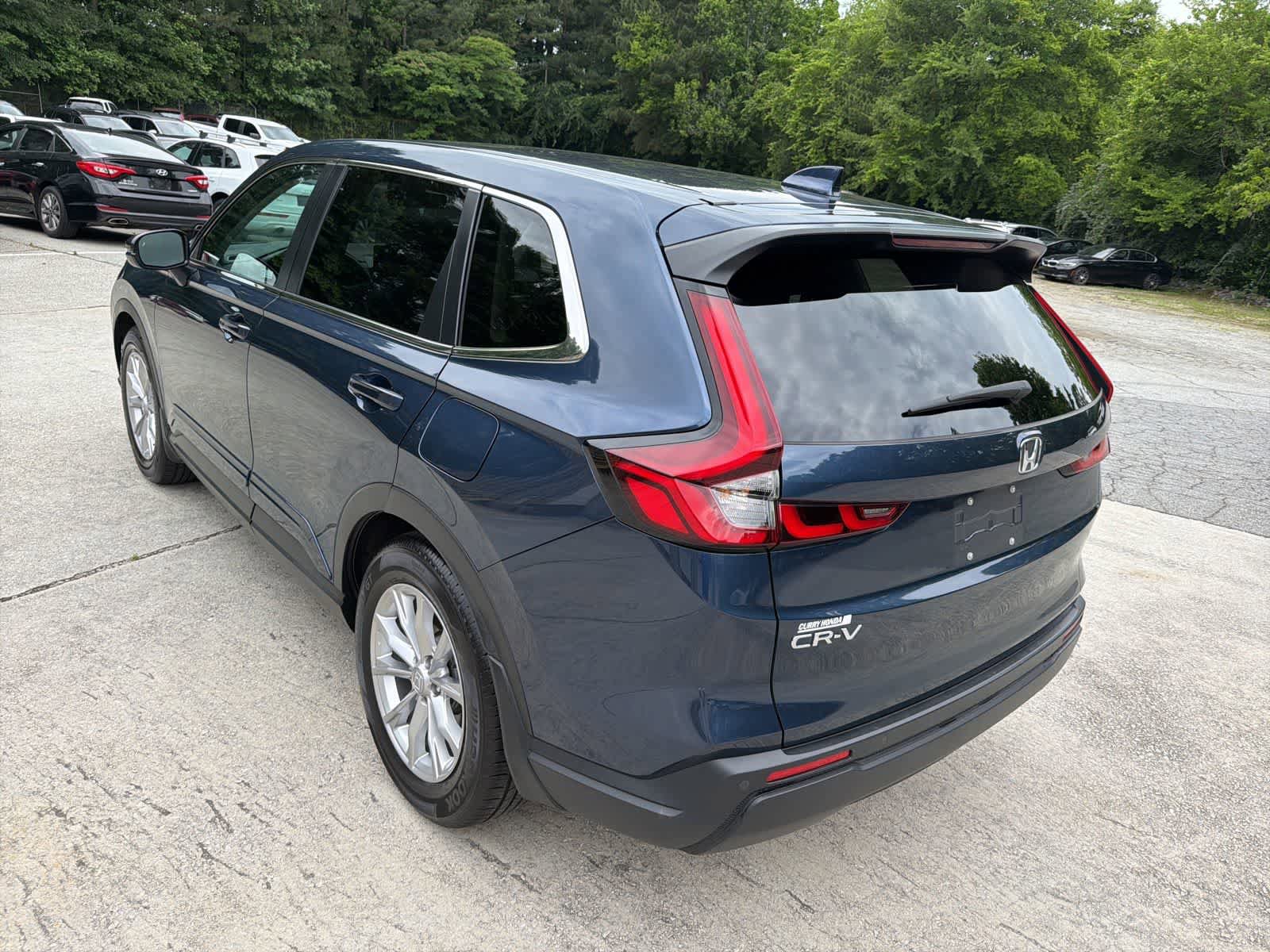 Used 2024 Honda CR-V EX-L image 9