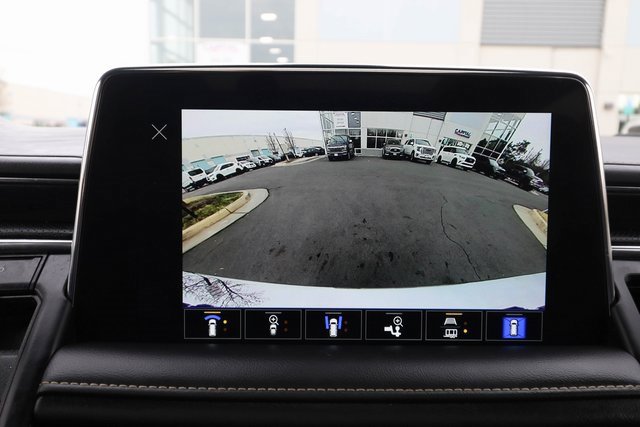 Used 2022 GMC Yukon SLT w/ SLT Premium Package image 20