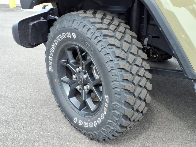 Certified 2025 Jeep Gladiator Sport AWD/4WD image 9