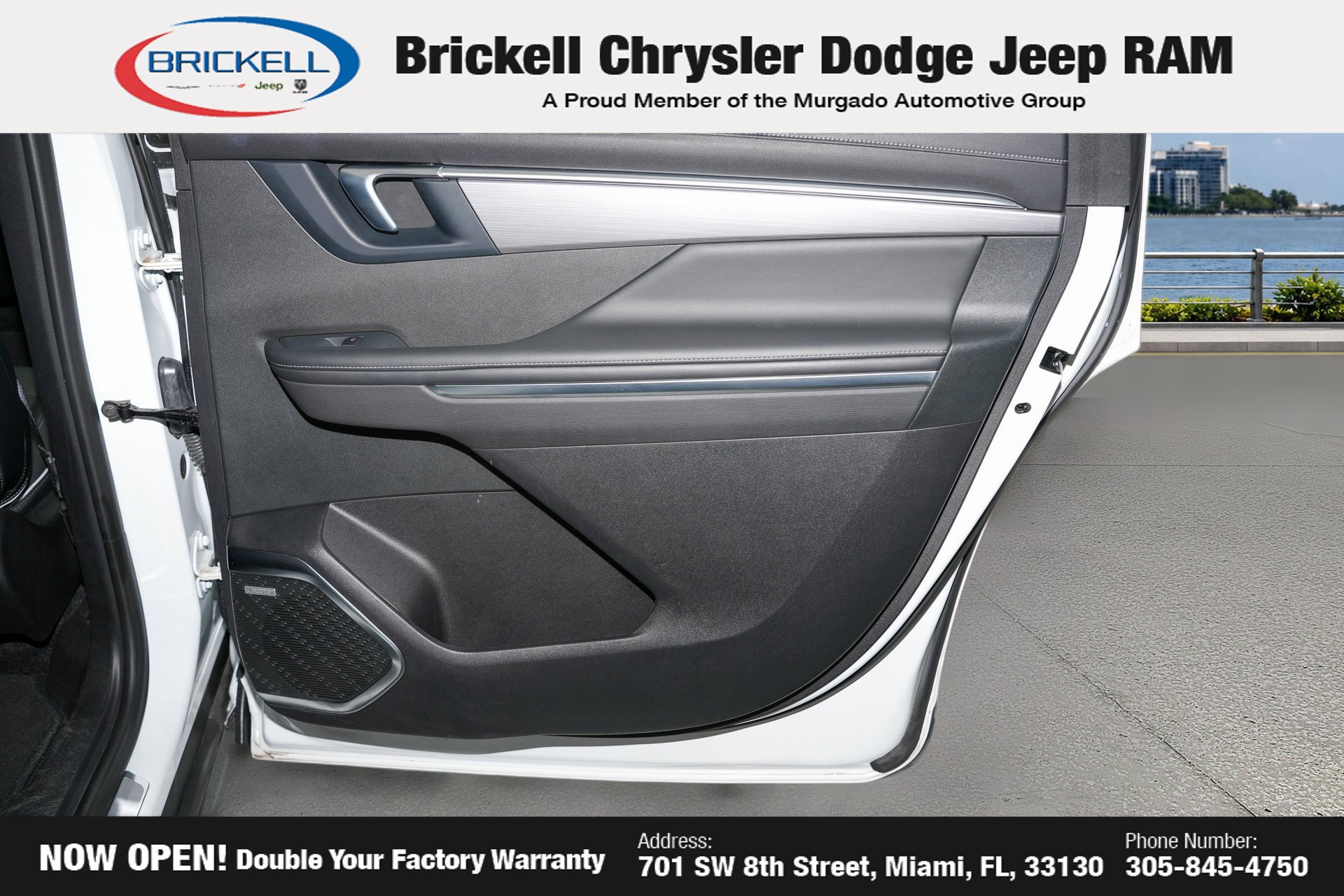 Used 2025 Buick Enclave Preferred FWD image 15